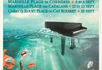 Un piano à la mer sur les plages de Corbières