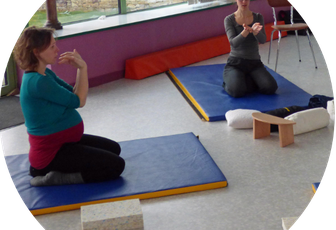 A la découverte... du yoga maman-bébé à Rennes avec Fanny Froc