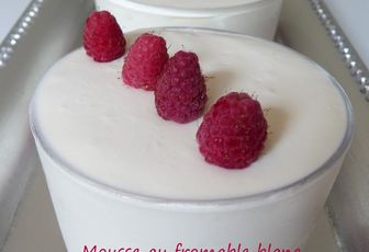 Mousse au fromage blanc et framboises (sans oeufs)