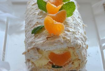Bûche Meringuée comme une Pavlova Clémentines et Citron Vert