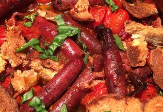 Panzanella aux saucisses
