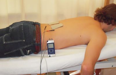 Lappareil darsonval les personnes des cheveu