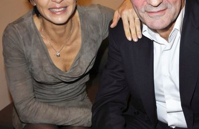 Laure Manaudou - Jambes et pieds des belles stars et célébrités françaises et francophones