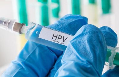 Vaccins HPV: ils peuvent favoriser le cancer du col de l'utérus par substitution des souches
