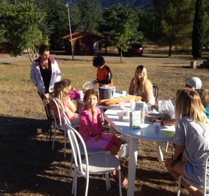 Dernier petit dej en plein air!