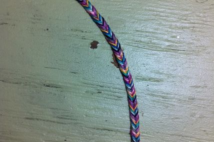 Make Your Own Fishtail Friendship Bracelet!