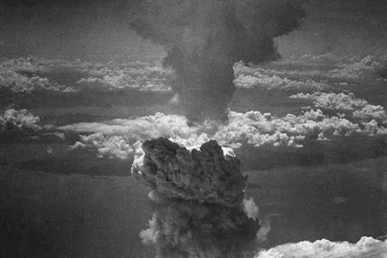 Une bombe change la face du monde