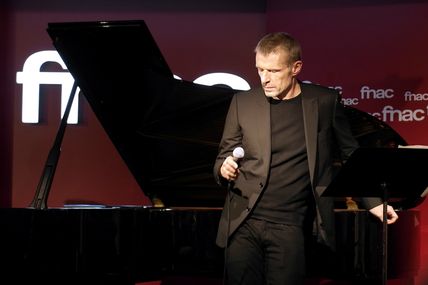 LAMBERT WILSON à la Fnac des Ternes (19/02/2016)