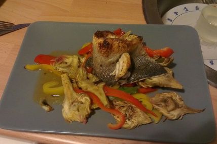 Filet de bar rôti aux artichauts poivrade (recette de l'Atelier des chefs)