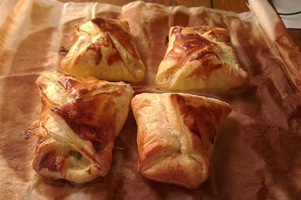 Feuilletés épinards-chèvre-tomates