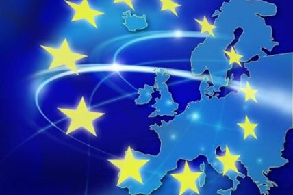 Europe Puissance ou Colonie ? Quel modèle politique et économique pour l'Europe