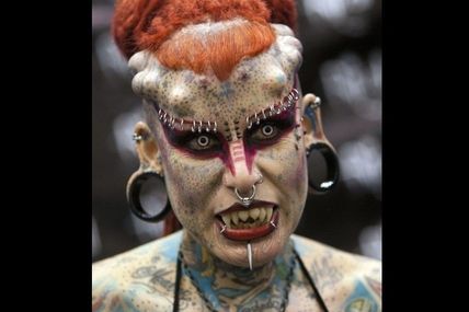 La créature mystère : Xaroxina, prêtresse-vampire