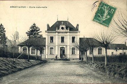Arnay-le-Duc - Côte d'Or - Dépt 21