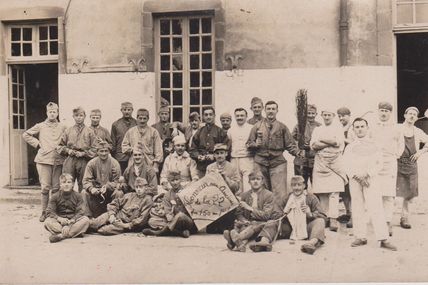 AUTUN en cartes postale !!!!!!