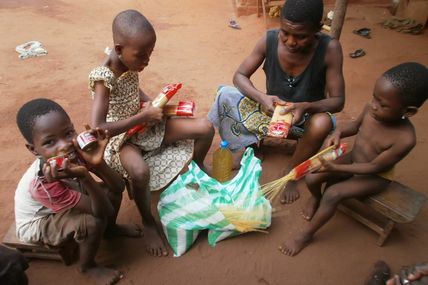 Les enfants du Togo vous souhaitent un joyeux Noël