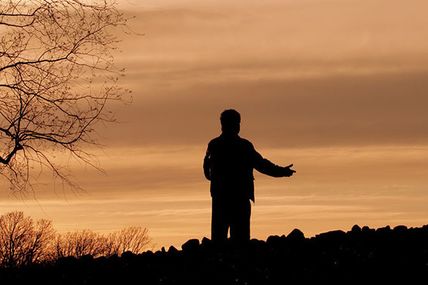 Ne vous faites donc pas tant de souci... Cherchez d’abord le Royaume de Dieu et sa justice, et tout cela vous sera donné par surcroît.