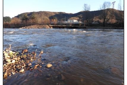 TOURNON SUR RHONE et ST JEAN DE MUZOLS : De très gros travaux sont entrepris sur le Doux pour éviter lnondations.
