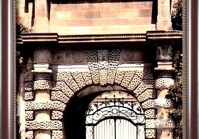 L'entrée du lycée