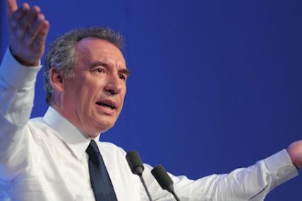 F. Bayrou lance un appel à l'union