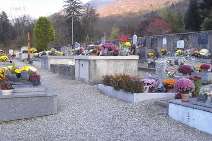 Le cimetière , les missions, Le temps de Marie,coutume