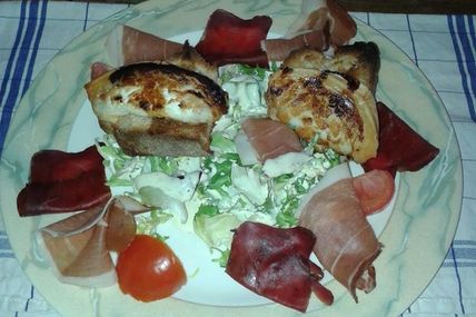 Salade de chèvre chaud au miel de lavande