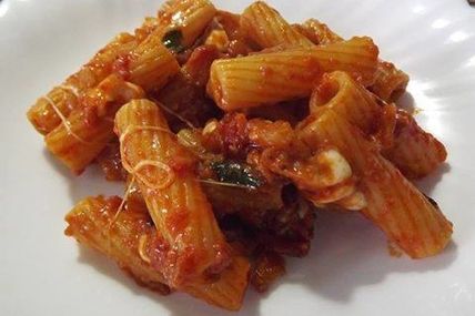RIGATONI ALLA CALABRESE '' de Pierre Triolo''