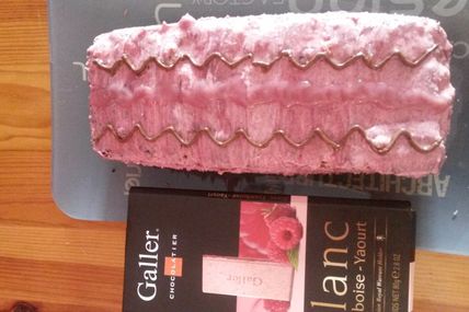 Quatre quart gelée de fraise & nappage gourmand