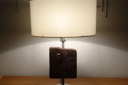 Lampe en bois flotté exotique (bois très dur)