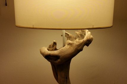 Lampe bois flotté