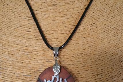 Pendentifs en bois flotté et acier et 1 avec morceau de coquillage du Sénégal ! (cône)