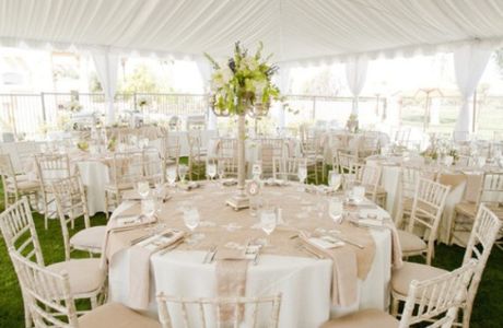 le mélange ivoire et blanc pour une décoration Couleur Mariage