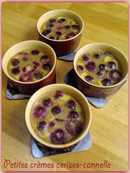 Petites crèmes cerises-cannelle