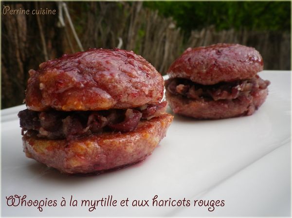 Whoopies à la myrtille et aux haricots rouges
