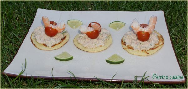 Rillettes de poissons sur blinis de pommes de terre