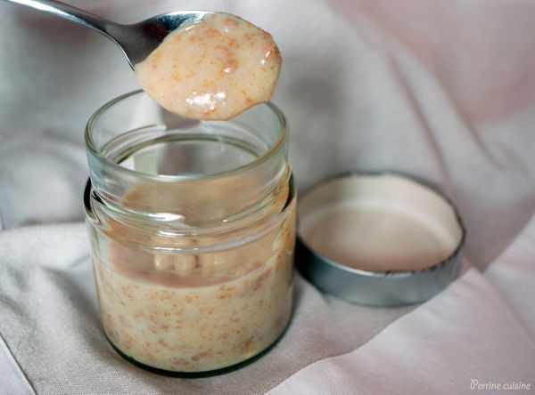Pâte à tartiner au chocolat blanc et au speculoos