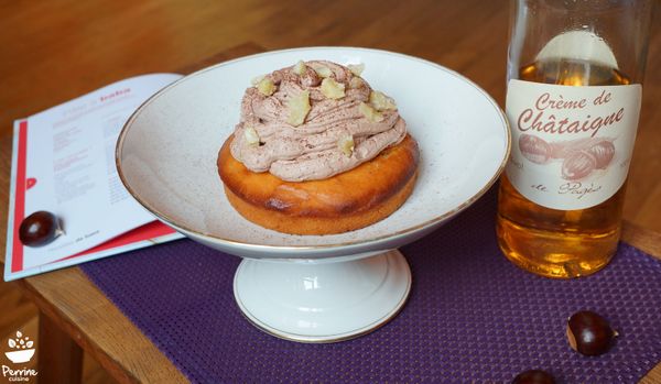 Baba à la crème de châtaignes, chantilly au cacao, éclats de châtaignes
