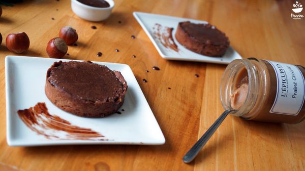 Tarte crousti-fondante au chocolat, sauce choco-praliné