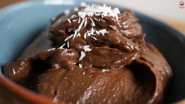 Crêpes au kumquat, mousse d’avocat au chocolat