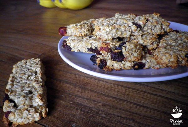 Barres de céréales aux fruits secs et à la banane {et à l'eXOse sucre de raisin}