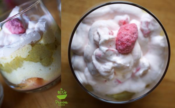 Verrines façon tiramisu au yaourt, à la rhubarbe et aux pralines roses