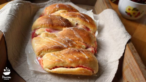 Comme un pain suisse aux pralines roses {à partager}