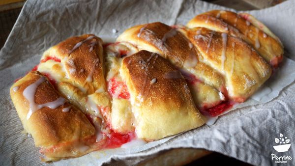 Comme un pain suisse aux pralines roses {à partager}