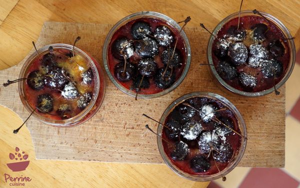Clafoutis aux cerises {sans lactose, sans gluten}