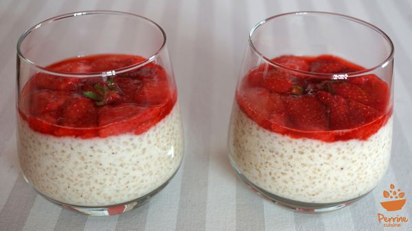 Tapioca à la vanille façon riz au lait, compotée de fraises