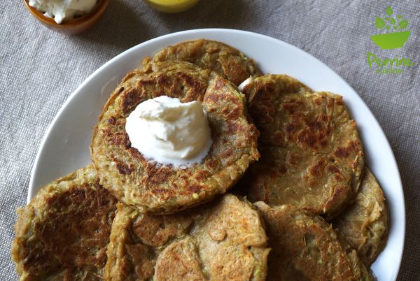 Blinis à la farine de Gaudes et aux courgettes, chantilly à l’huile essentielle de romarin