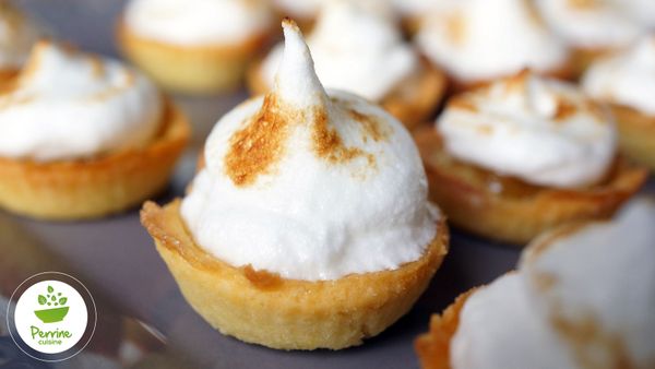 Mini-tartelettes meringuées au jasmin
