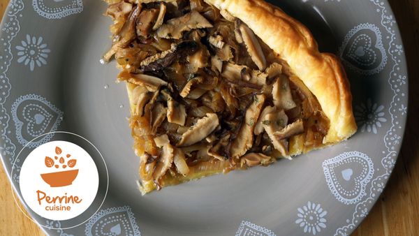 Tarte aux oignons, champignons et huile de cèpe ou de truffe