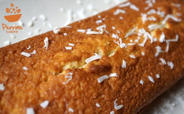 Gâteau coco rhum {eau gazeuse et poudre de coco}