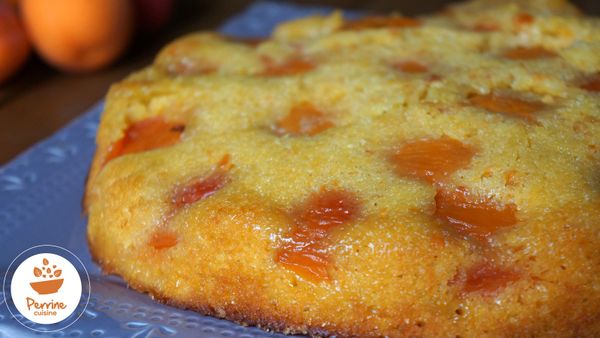 Fondant moelleux à l'abricot et à la confiture