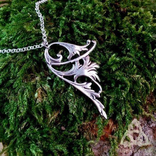 Collier elfique Aile de Fée argenté fines et délicates volutes et entrelacs d'inspiration celtique médiévale païenne victorienne